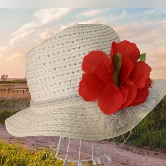 Cream Color Casual Hat - Picture 3 of 16